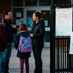 阿尔伯塔省教师工会罢工临近，家长可获补助